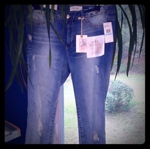 NWT Jessica Simpson Skinny Distressed Jeans Sz10